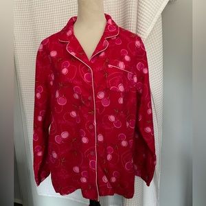 Woman’s red flannel sleep top size 2XL.